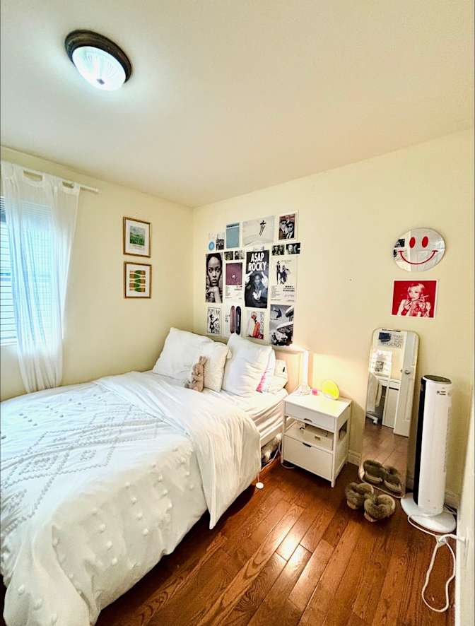 Ani B's room
