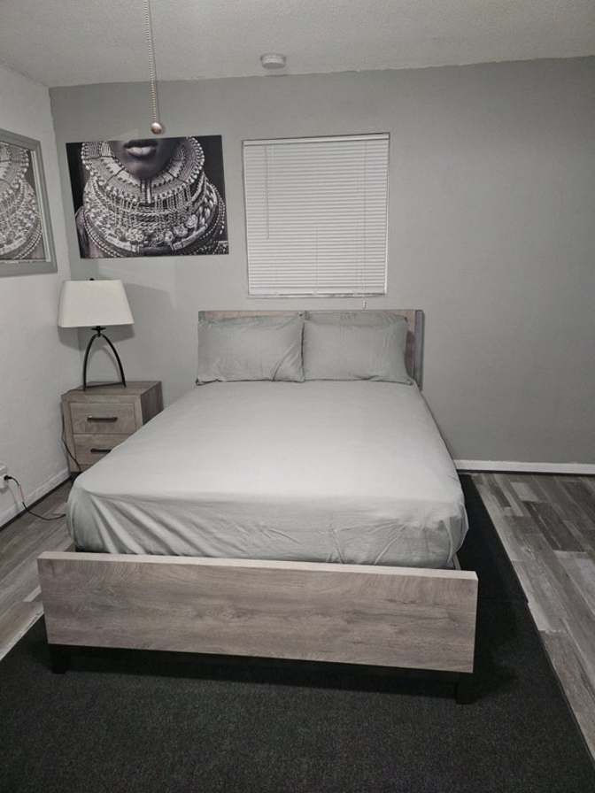 VICKEY WEBSTER's room