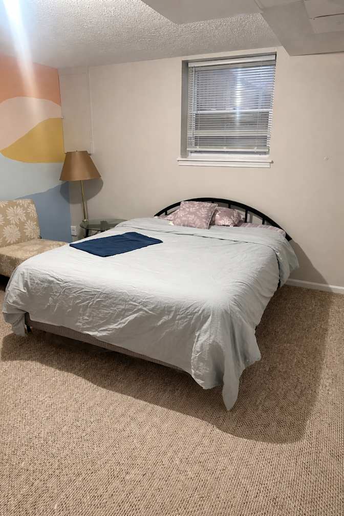 dina's room