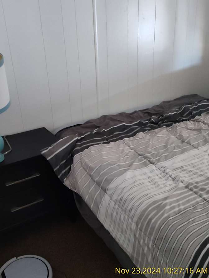 Howard Beck's room