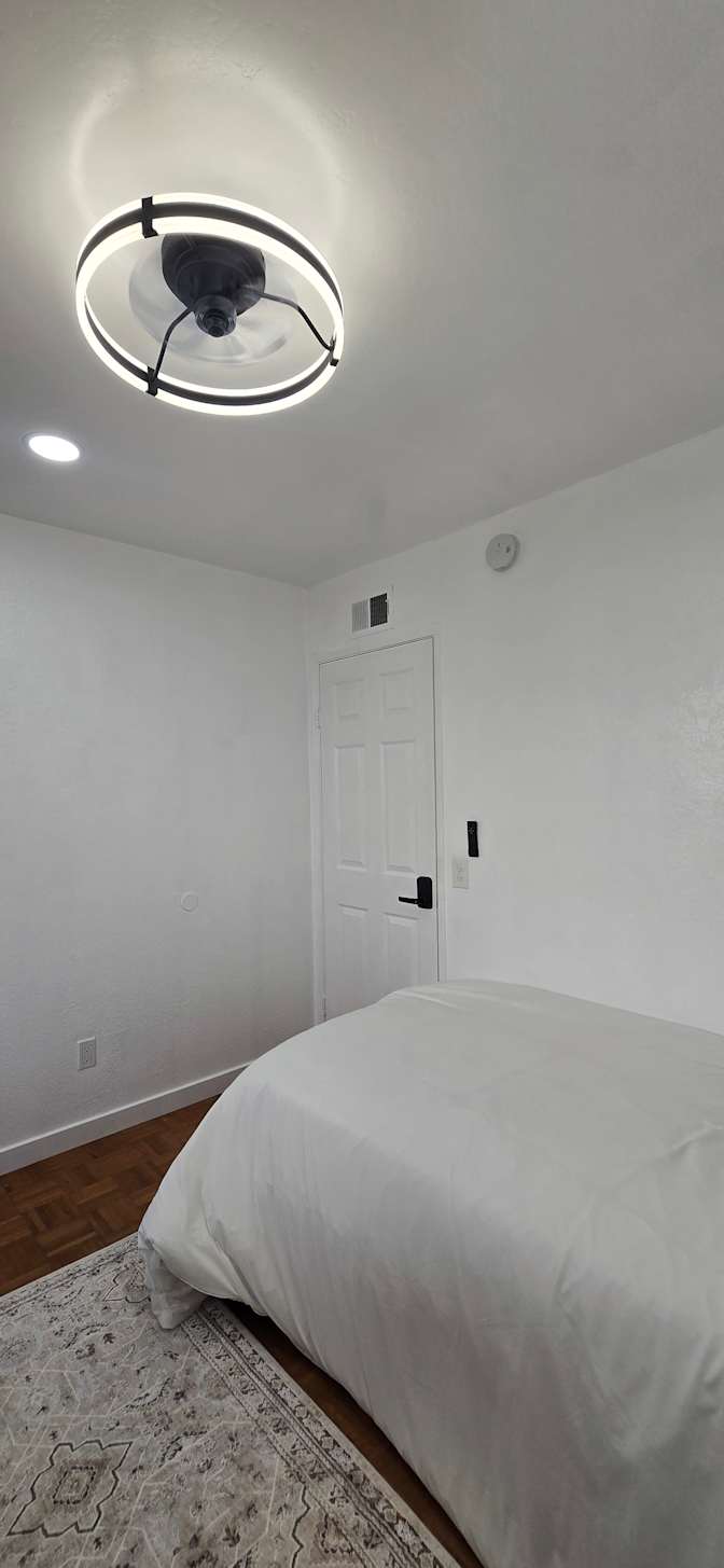 Vianh's room