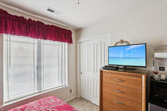 Ronnie's room