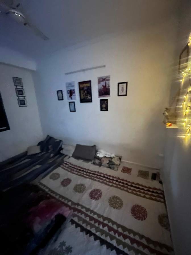 Muneeb Khan's room