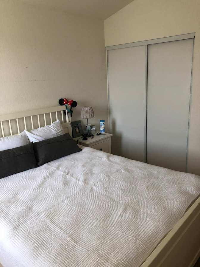Carmina's room