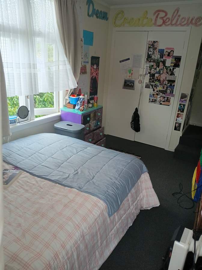 Max's room