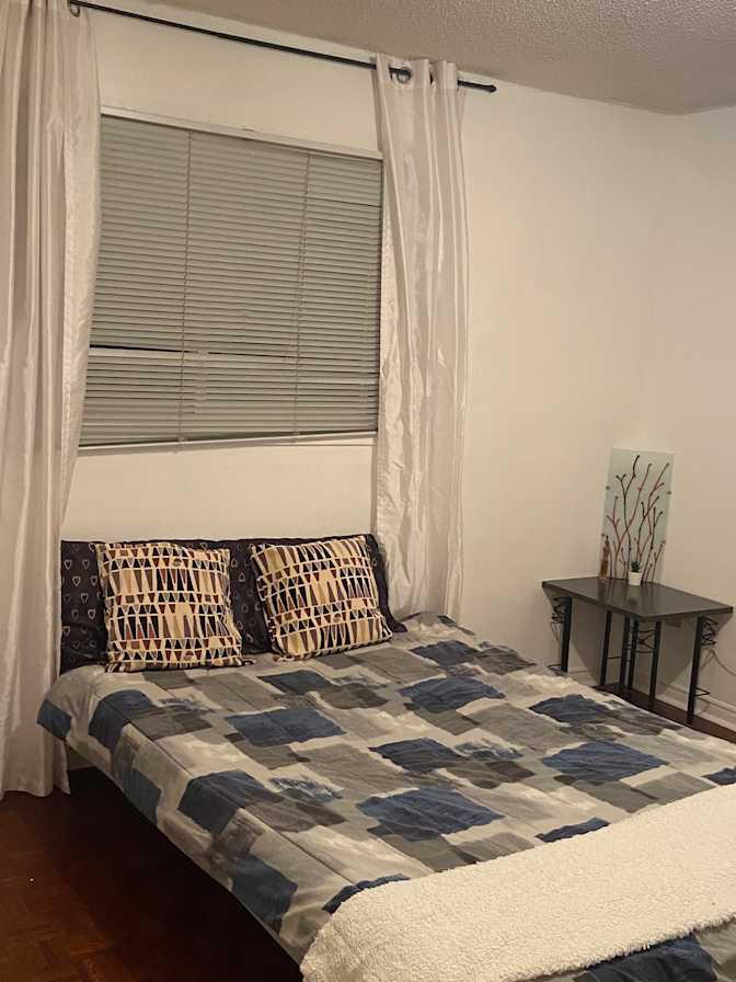 Randy's room
