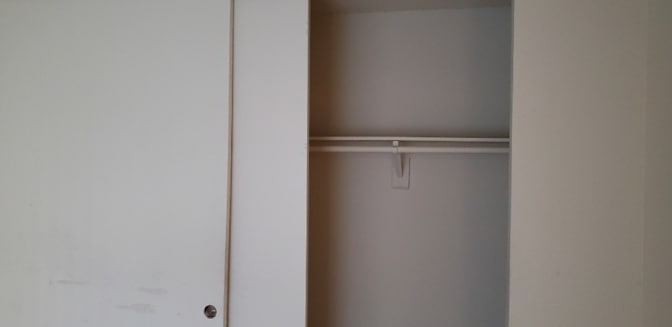 Luis's room