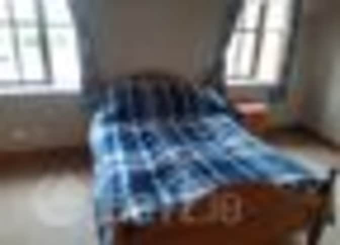 SEAN's room
