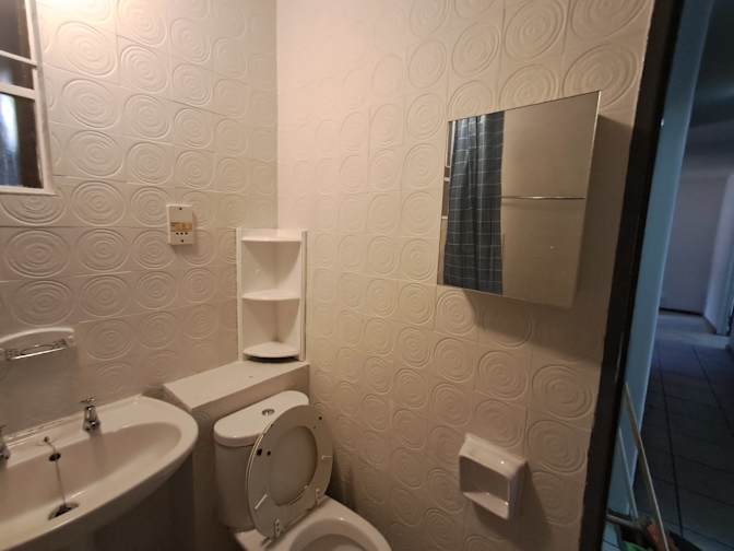 BTW Connect Properties's room