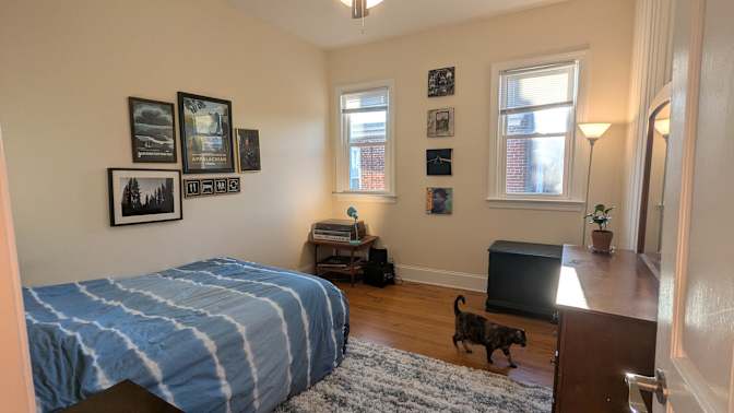 Jules's room