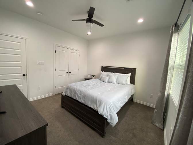 Jess F's room