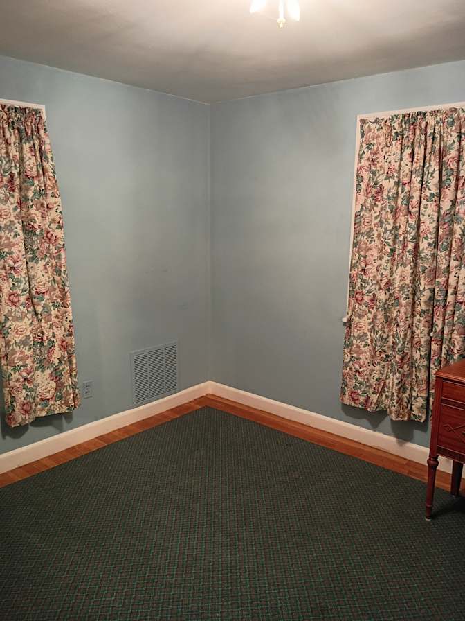Glenn's room