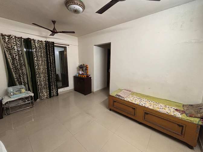 Manav Shinde's room