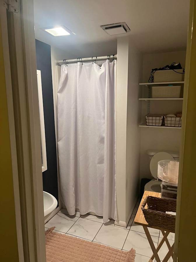 Lisa's room