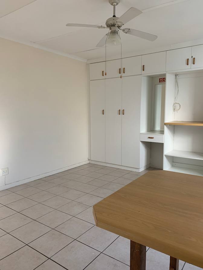 Desrei Holman's room