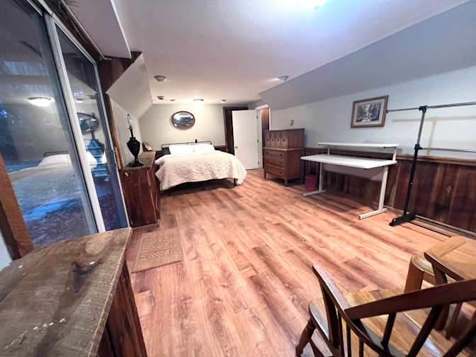 Raymond Franz's room