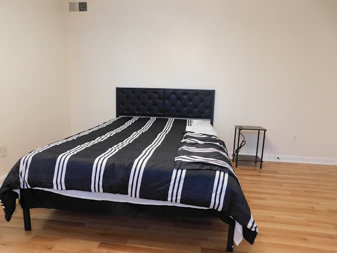 Carolina Realty Link's room