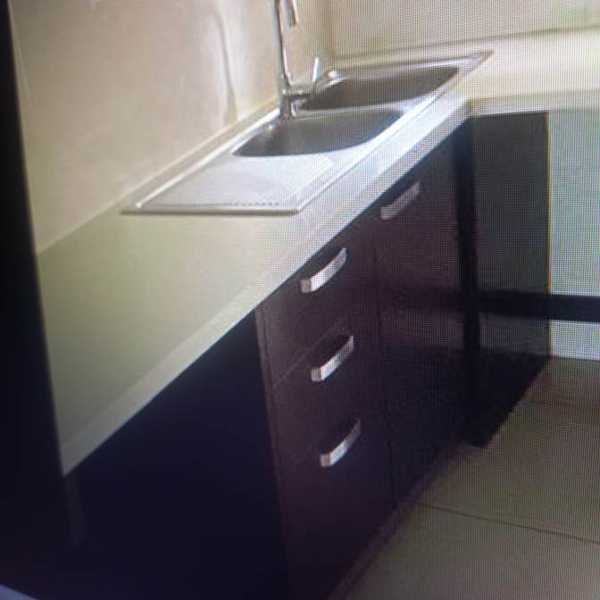 Thabang Mo's room