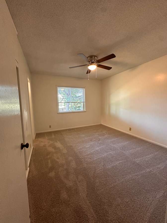 Rueben Samz's room