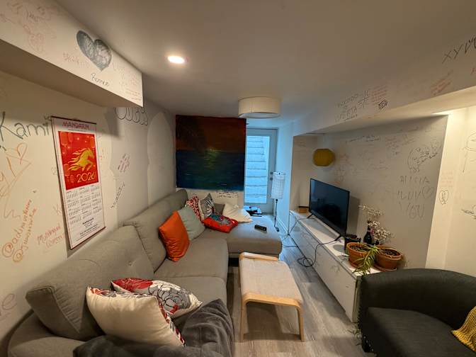 Dani's room