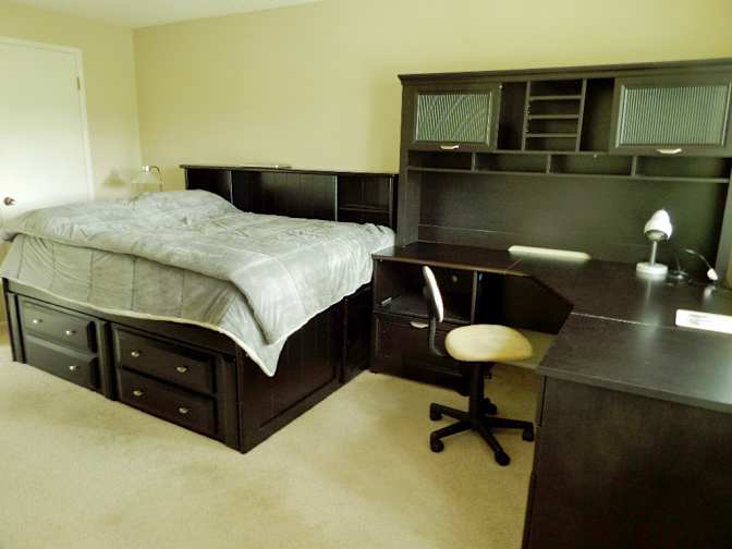 Cloud's room
