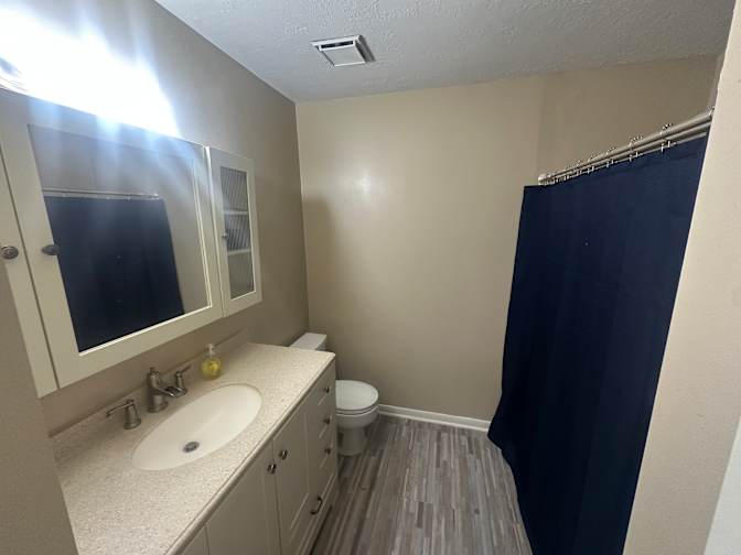 Alicia Thomas's room