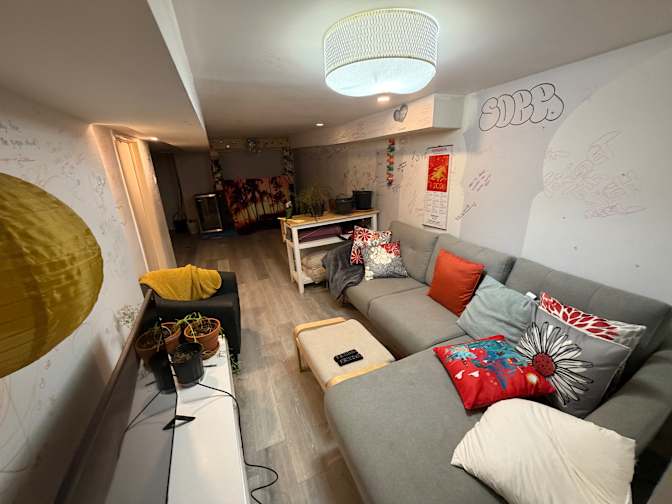 Dani's room