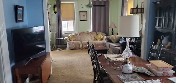 Dan's room