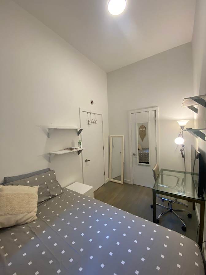 orit's room