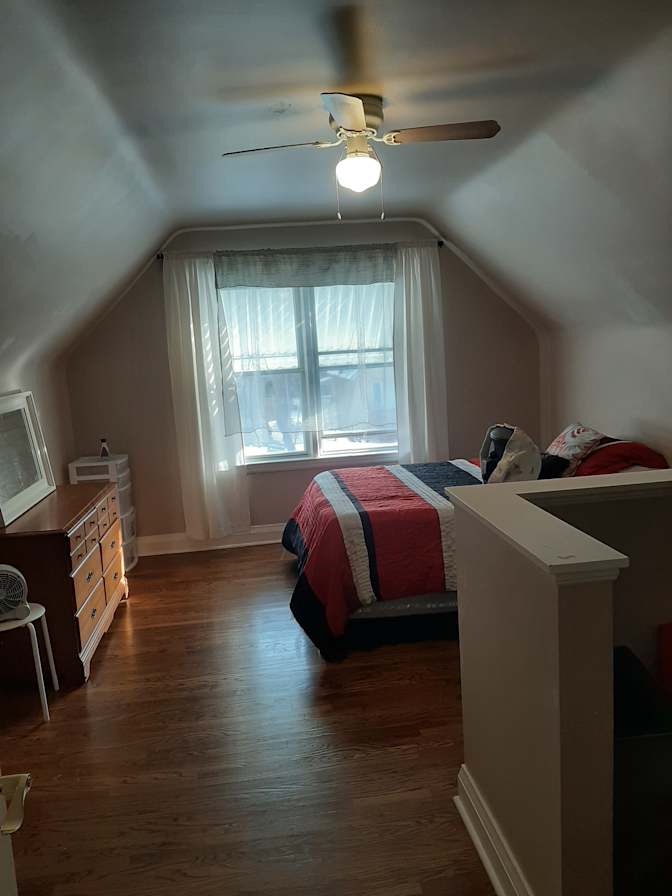 Paulette's room