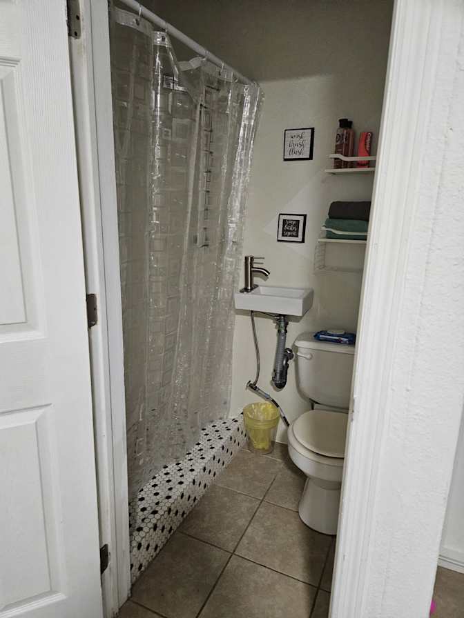 Deborah Vazquez's room