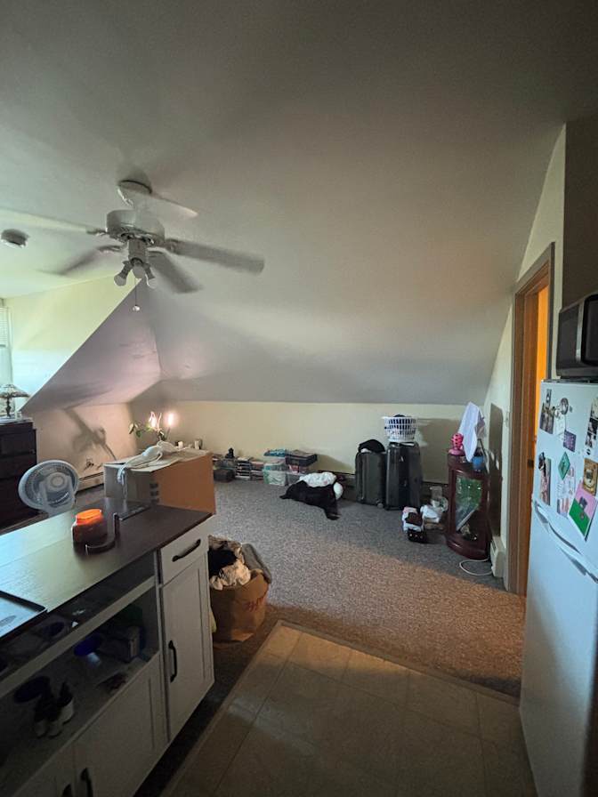 Em Hill's room