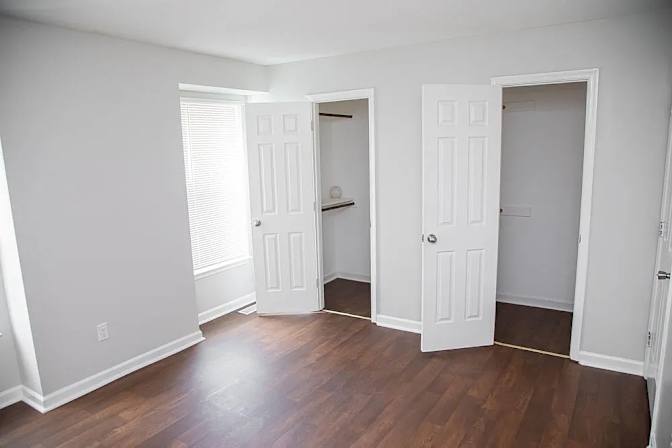 Alcove Rooms's room