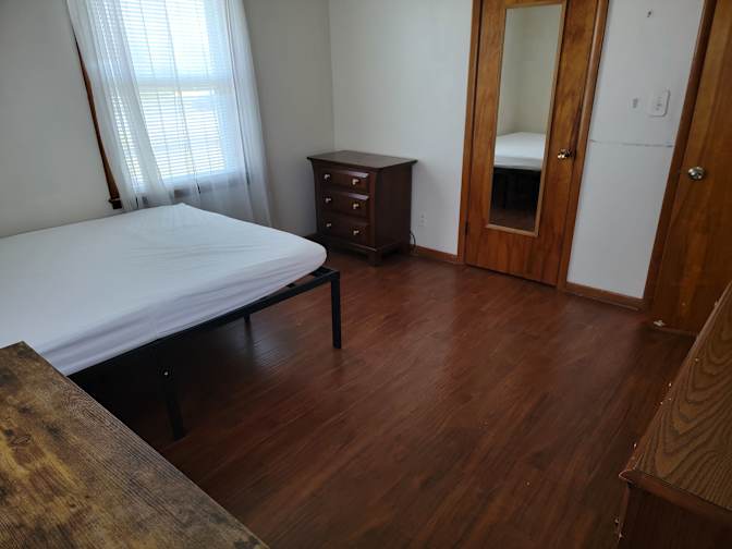 Scott Romero's room