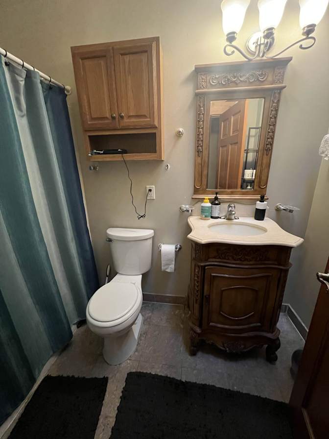 Jon's room