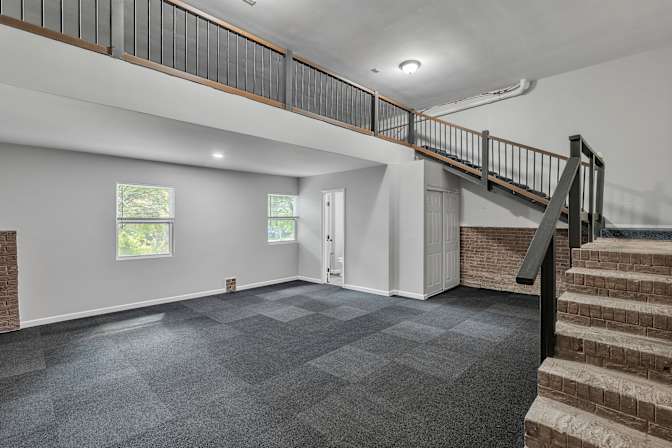 lifedoorrentals's room