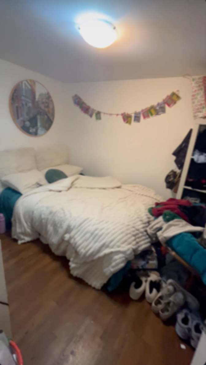 Tony's room