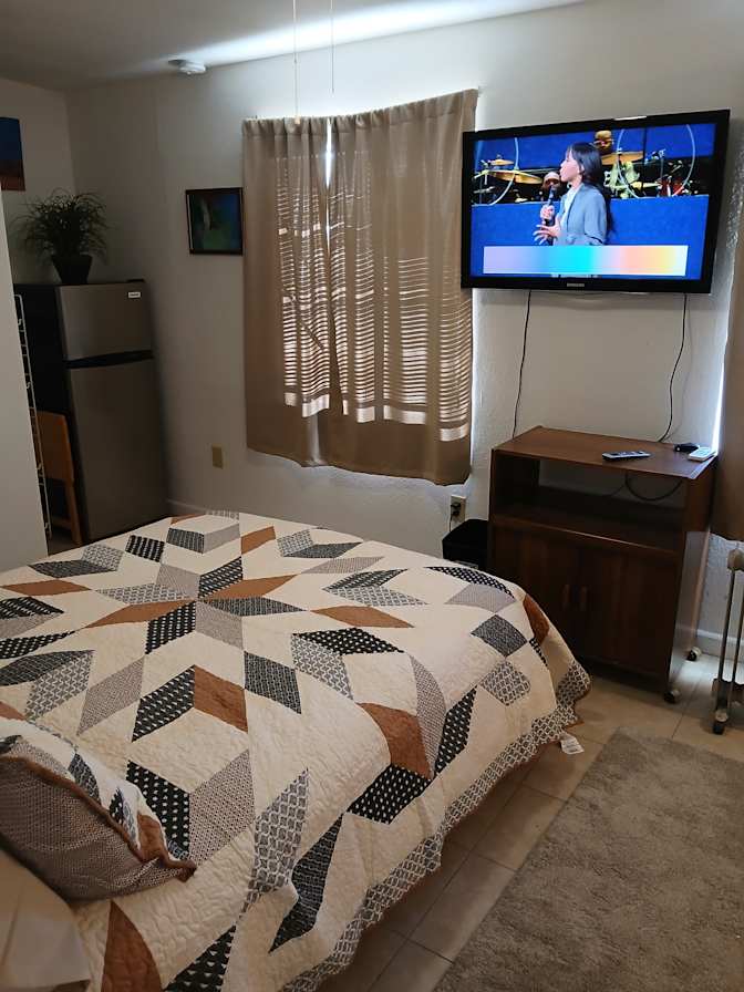 Arizona's room