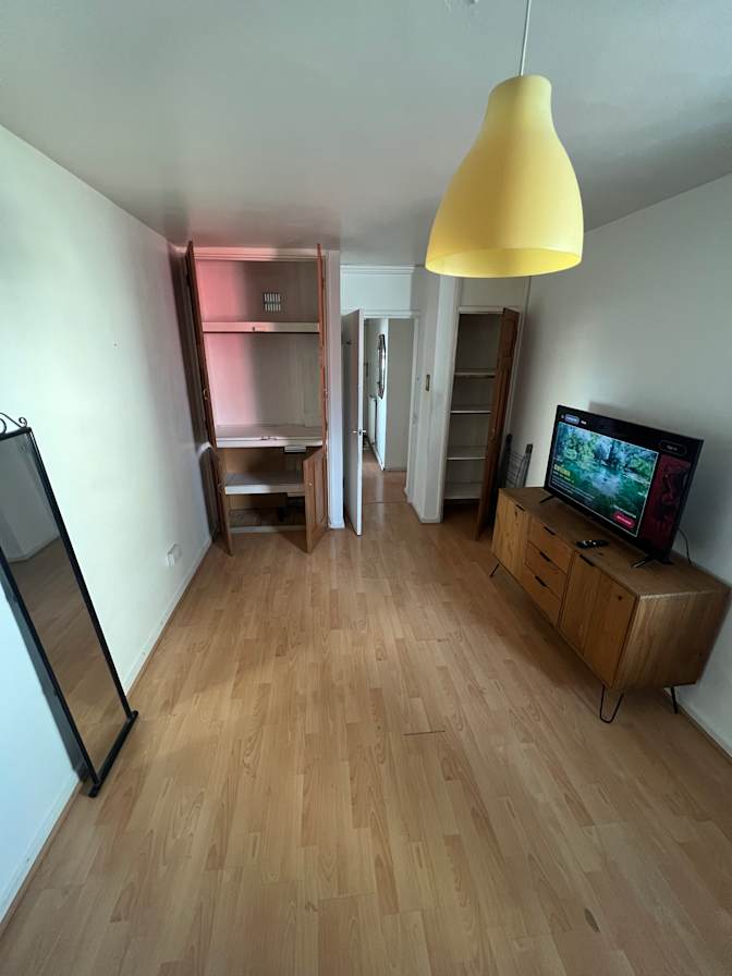 Gabriel Gonzalez's room
