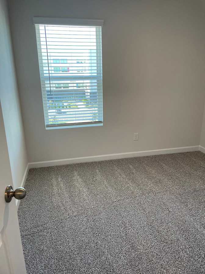Alcove Rooms's room