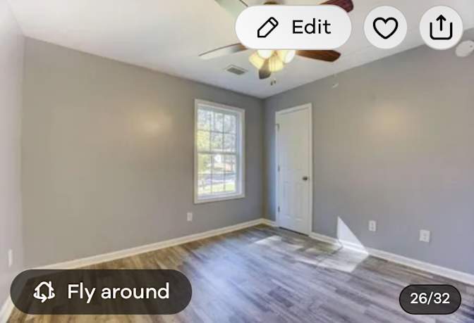 Alcove Rooms's room