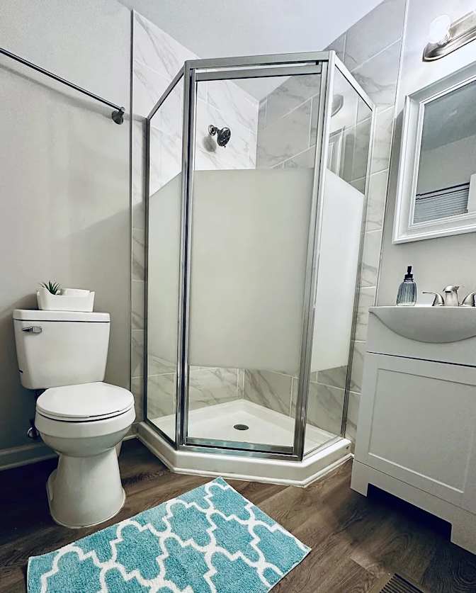 Alcove Rooms's room