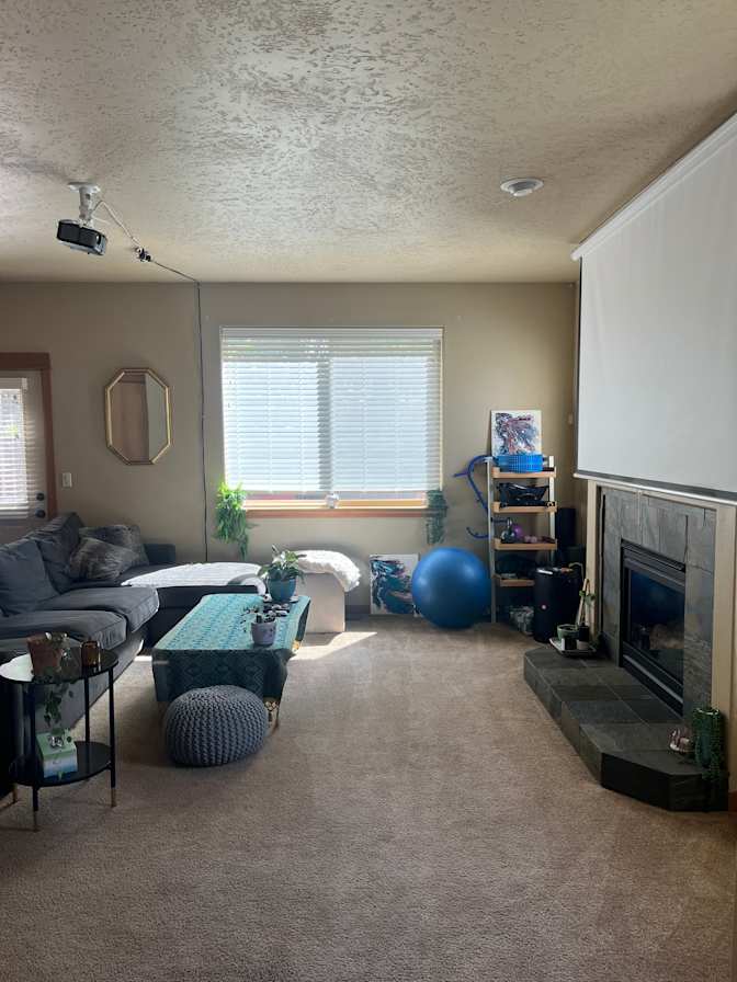 Jenny's room