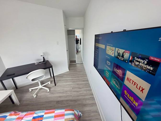 Helia's room