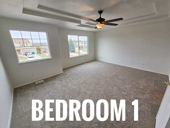 HomeCrew's room