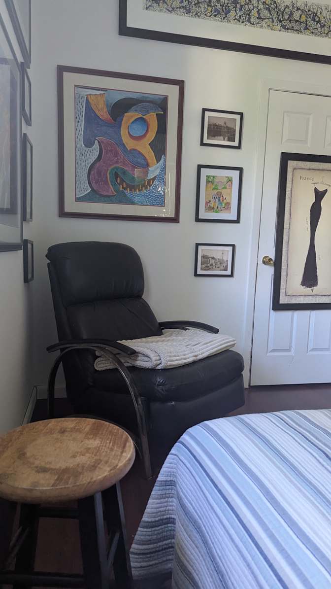 derek's room