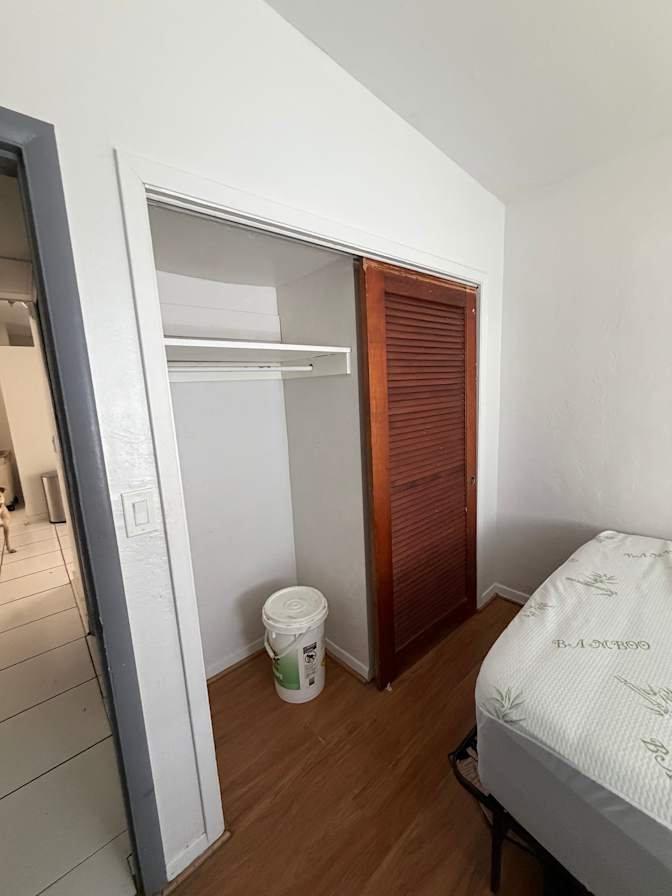 Alicia's room