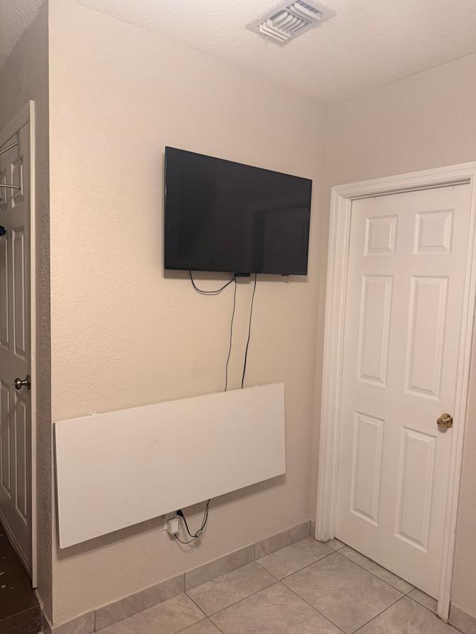 Tommy's room