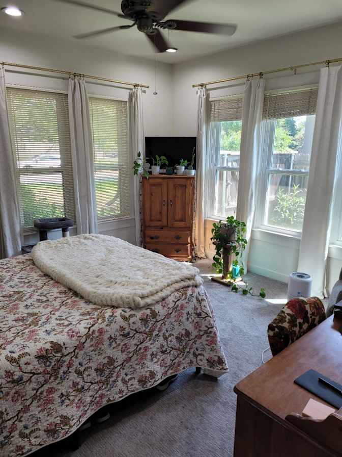 Jordyn's room