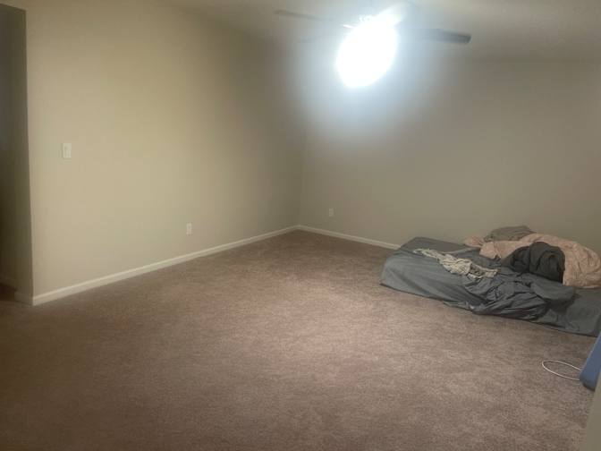Thomas's room